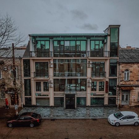 Discovery Hotel Kutaisi Bagian luar foto