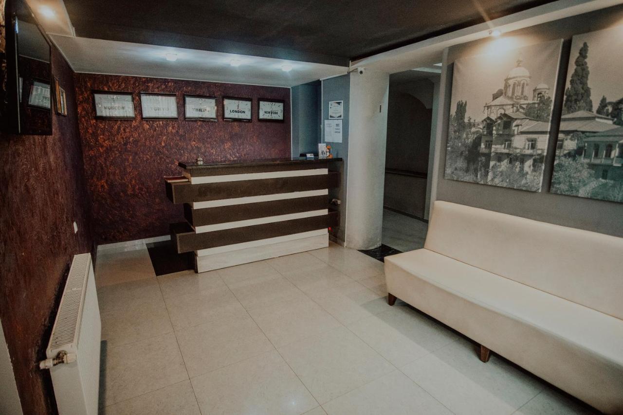 Discovery Hotel Kutaisi Bagian luar foto